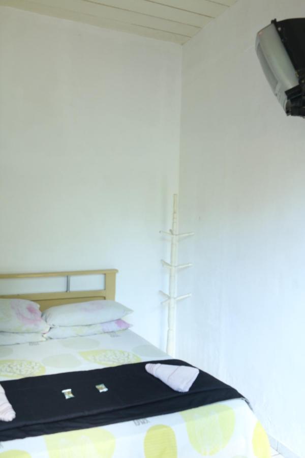 Hostel Rio Das Ostras Риу-даз-Острас Экстерьер фото