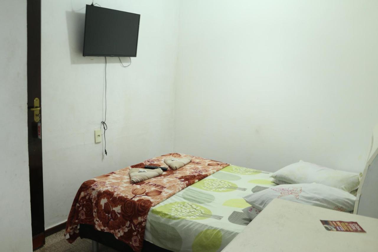Hostel Rio Das Ostras Риу-даз-Острас Экстерьер фото